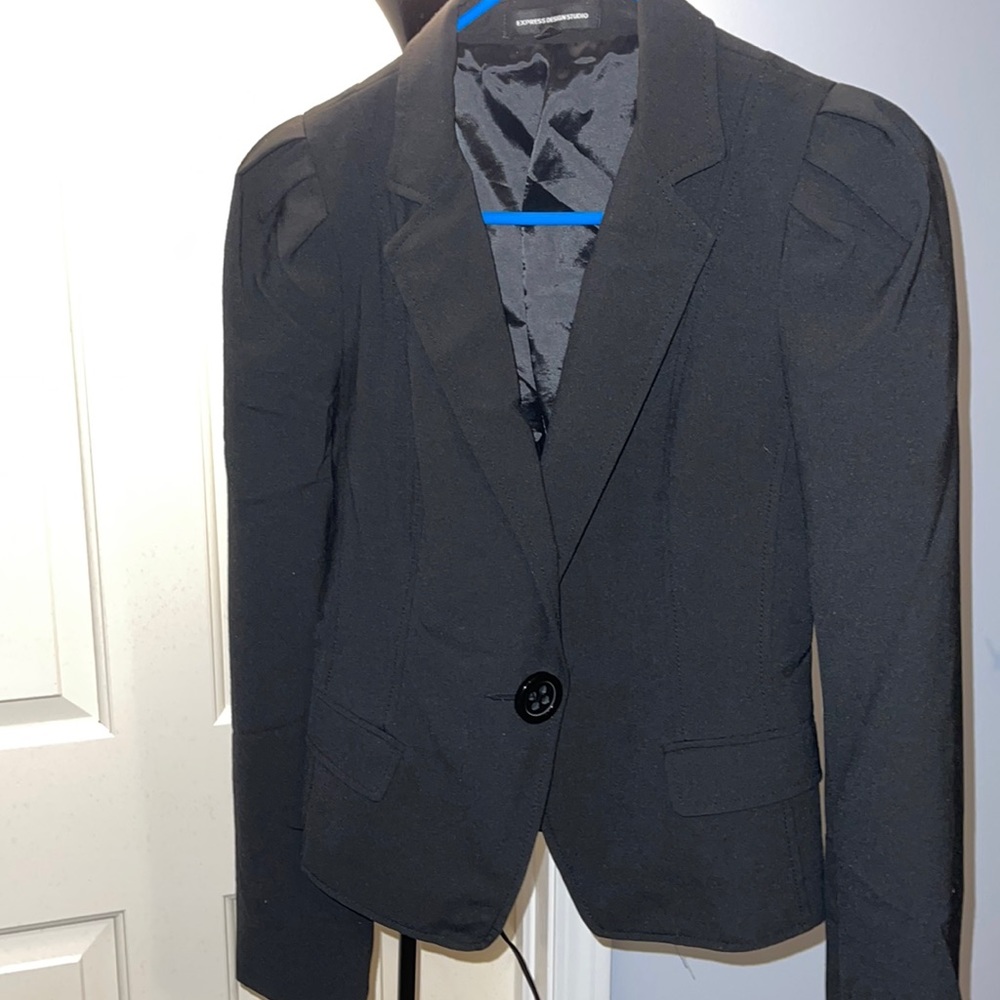 Fitted Puff Sleeve Blazer